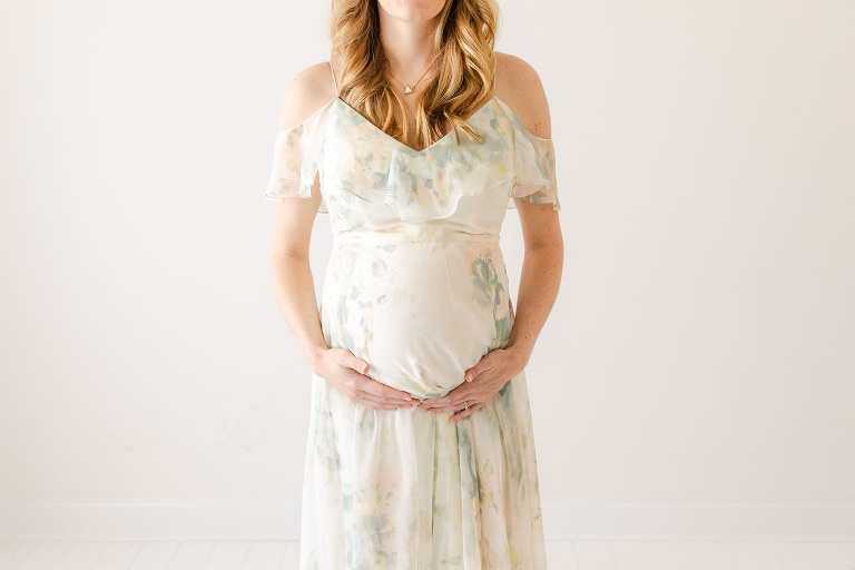 Pike road maternity photography image of expecting mother in studio wardrobe