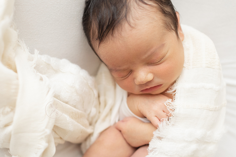 image of newborn baby boy newborn photographer wetumpka al natural light studio